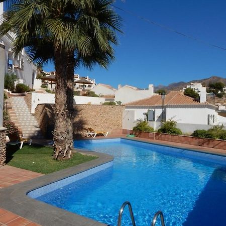 Beach Villa ,Nerja, Seaview, Pool, 3 Bedrooms, Huge Terrace And Garden Esterno foto